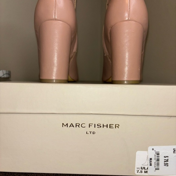 Ankle boots; very cute & classy; very comfortable & soft. - Picture 8 of 11